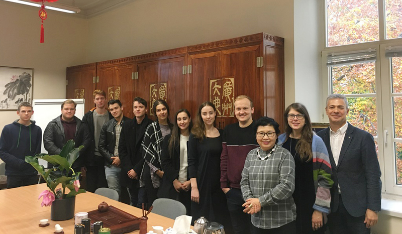 Studentų vizitas VU Konfucijaus institute